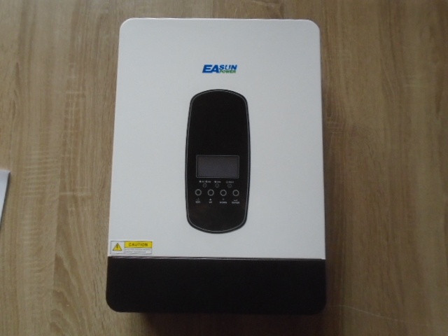 solarní hybridní měnič  7KW/48V