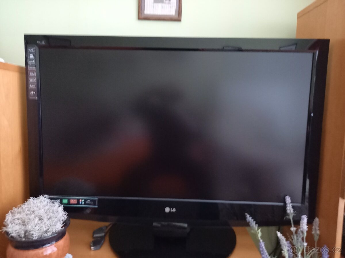 LG televize + dreambox zdarma