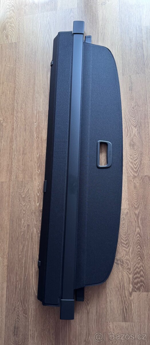 Výsuvná roleta do kufru Škoda Octavia IV