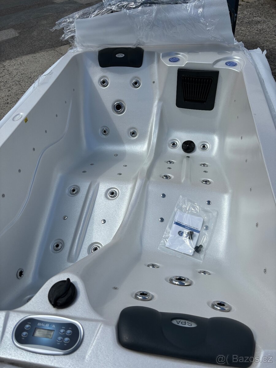 Virivka Balboa pro 2 osoby.plna výbava