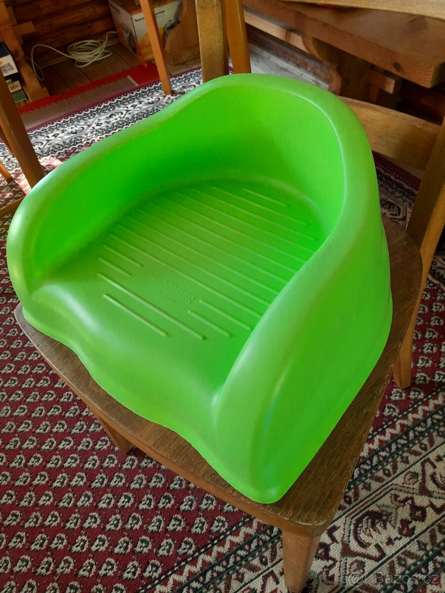 prodám podsedák First Booster