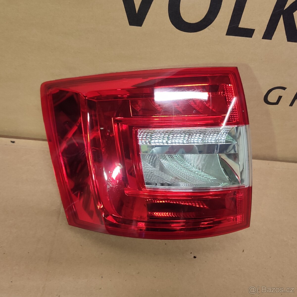 Škoda Octavia 3 díly  světla , náraznik,, blatník