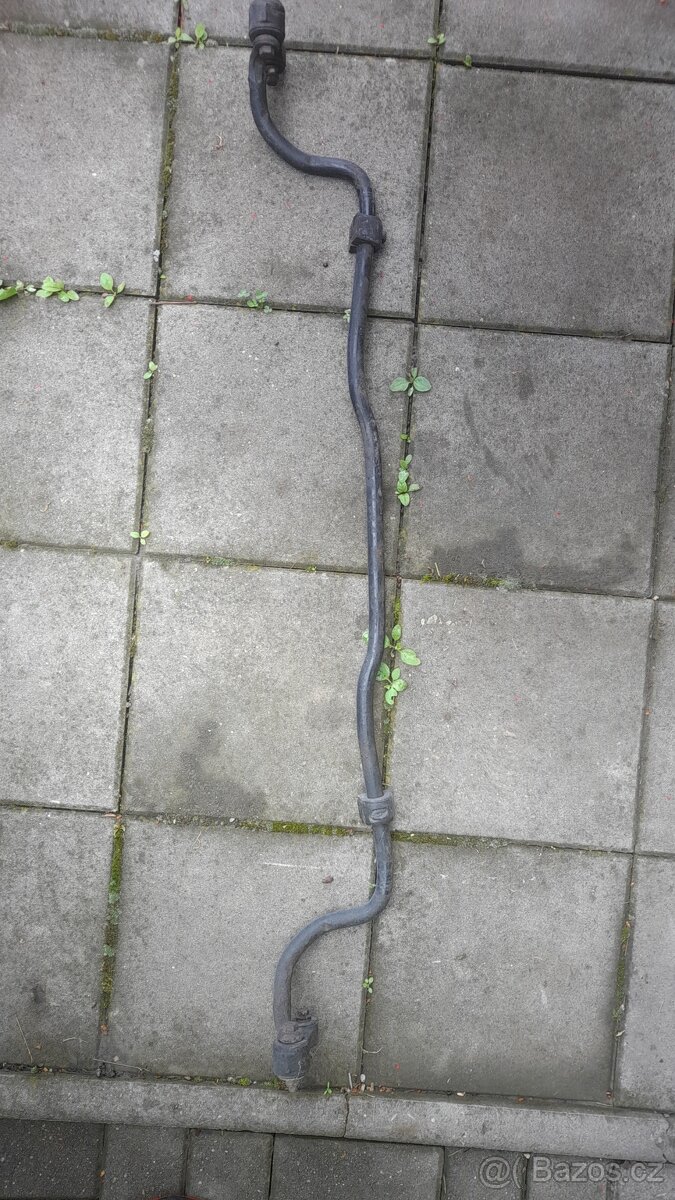 Subaru impreza GF/GC STI přední stabilizátor