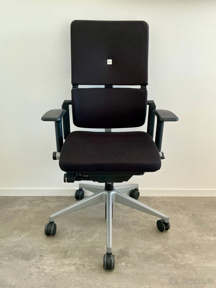 Kancelářská židle - Steelcase Please