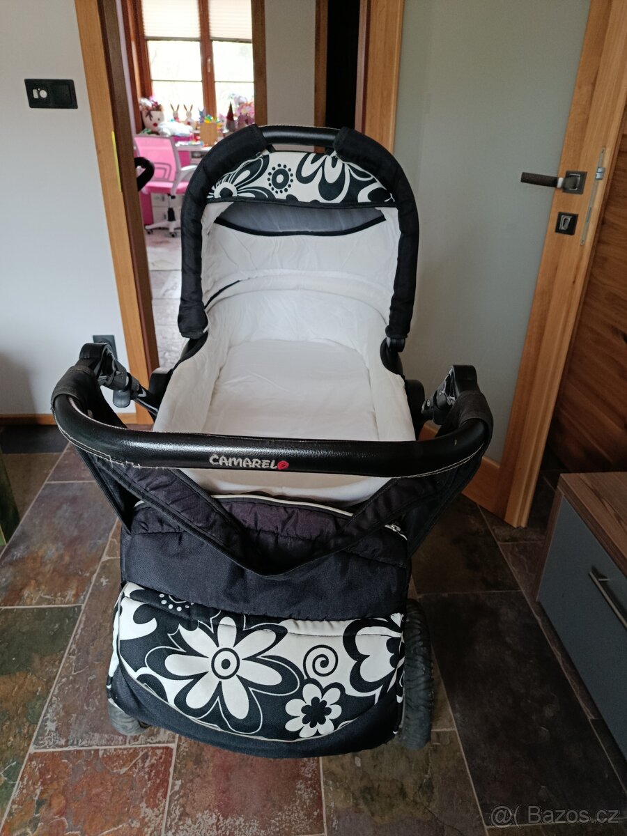 Kočárek trojkombinace