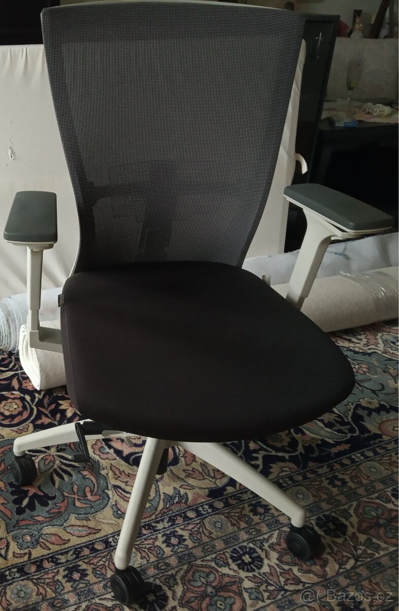 Kancelářská židle