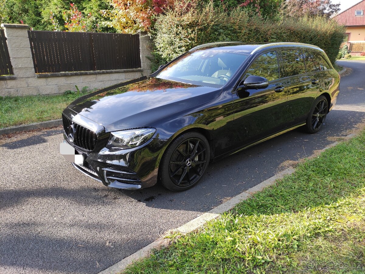 Mercedes-Benz E220d AMG paket