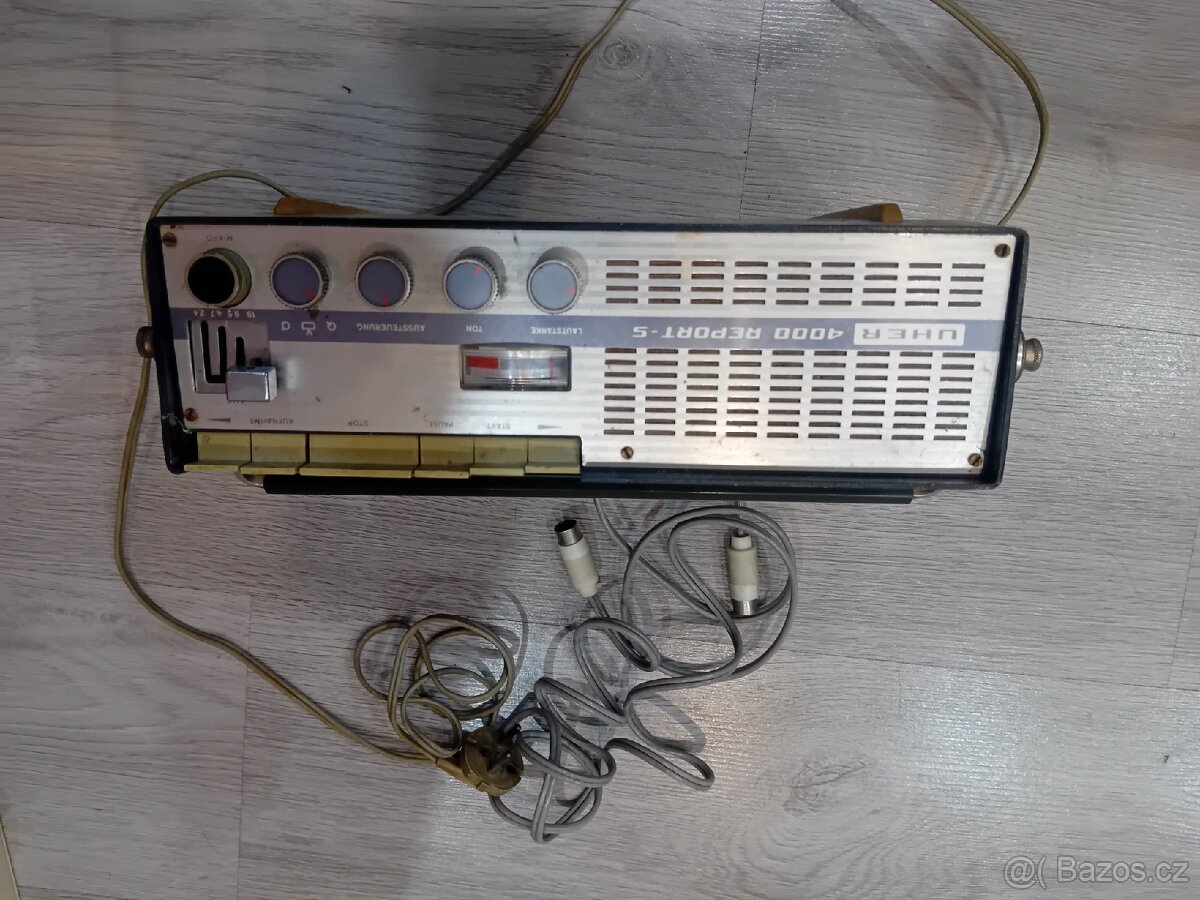 Páskový magnetofon UHER 4000