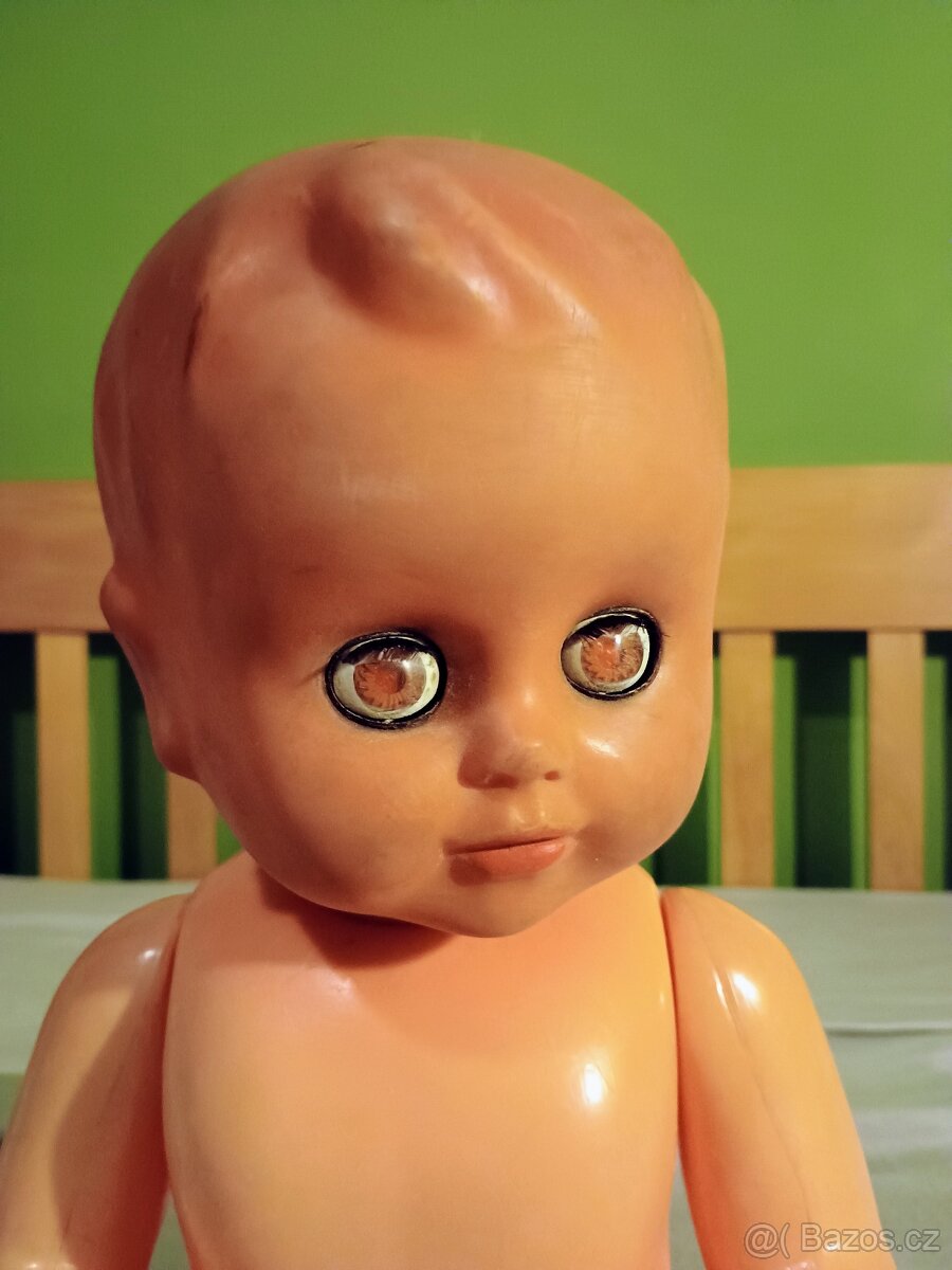 Retro mrkací panenka 50cm
