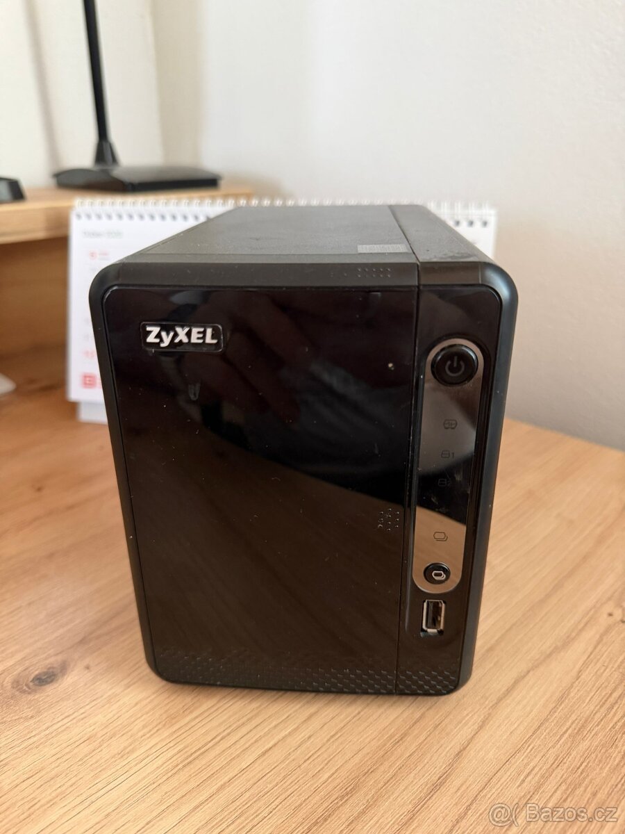 NAS SERVER - ZYXEL 426