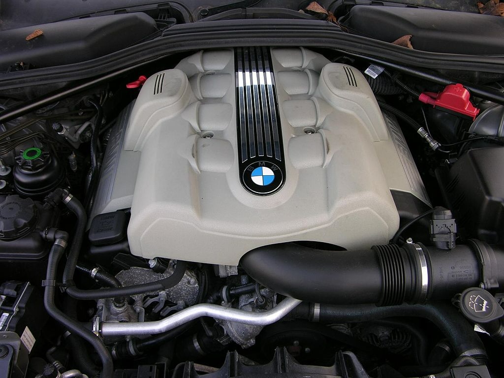 BMW Motor 745i N62B44A
