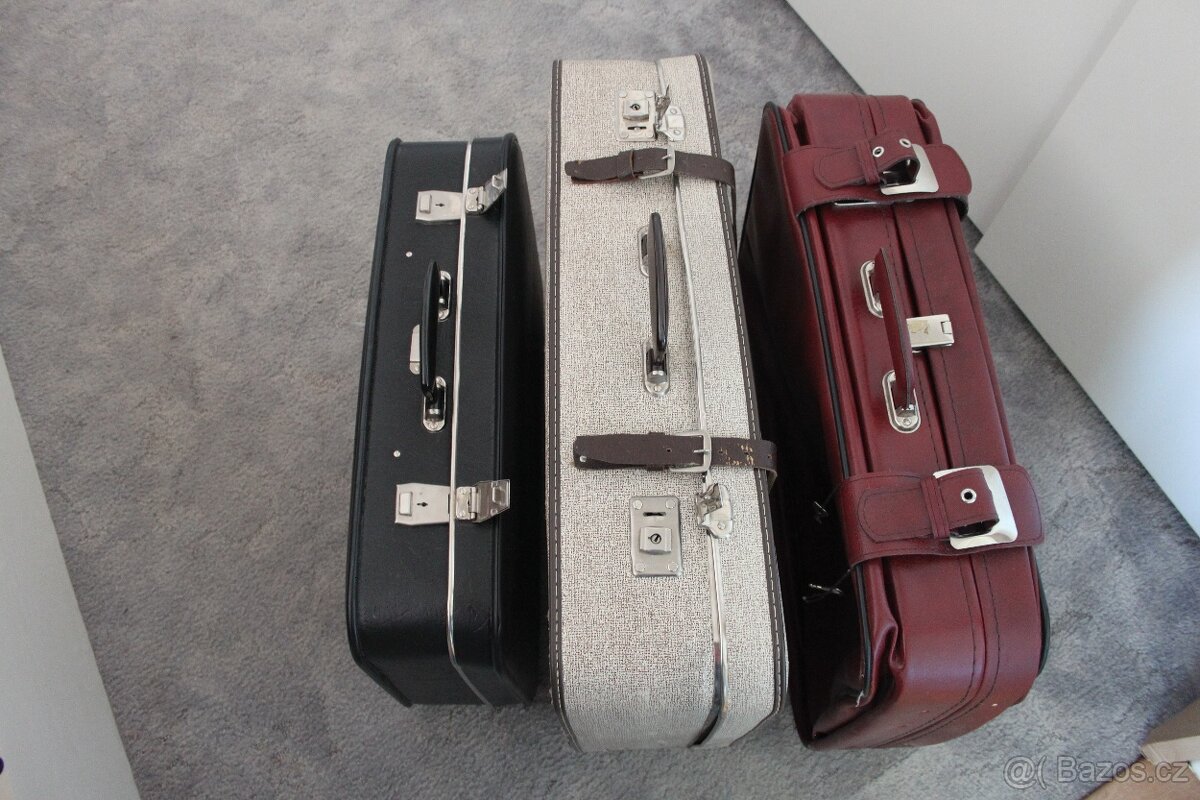 starožitné kufry