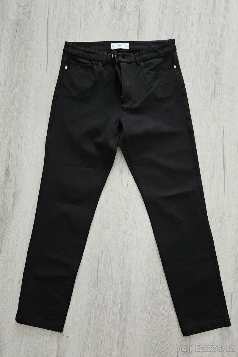 Nové černé kalhoty Mango vel. 38