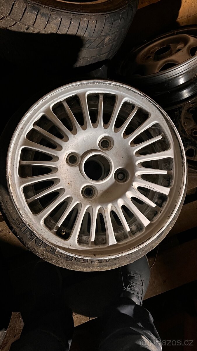 Suzuki Swift GTi 4x114,3 r14