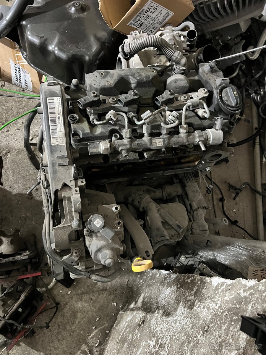 Prodalm kompletně nastrojený motor DFHA 2.0tdi 140kw Motor