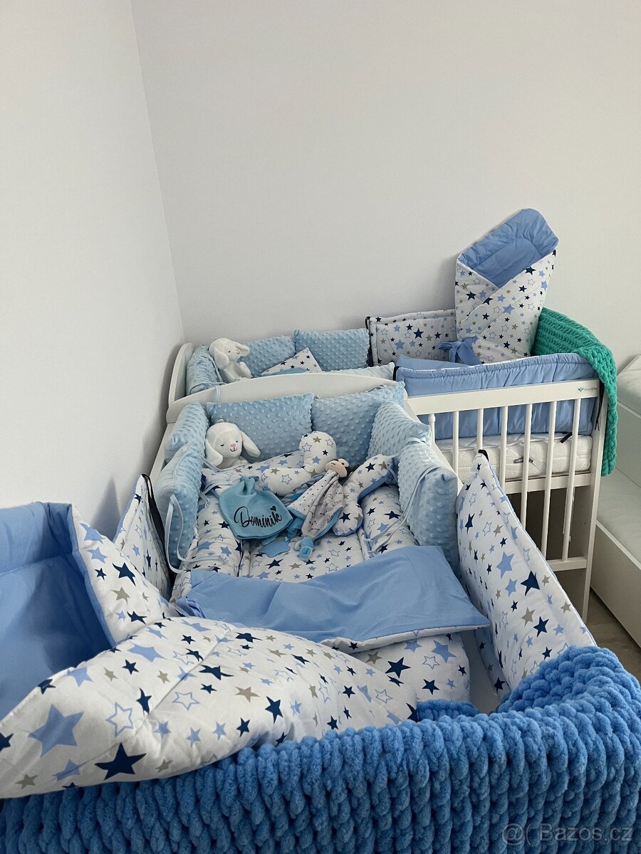 Vybavení postýlky pro miminko - chlapec