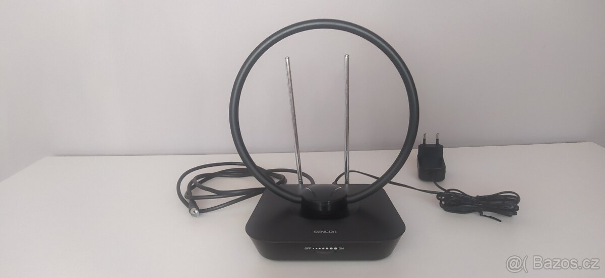 Pokojová DVB-T2/T anténa Sencor SDA-102