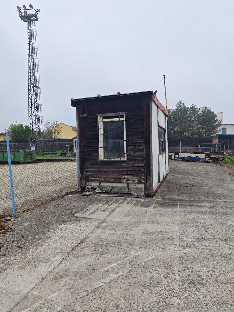 Unimobuňka - mobilní obytný kontejner