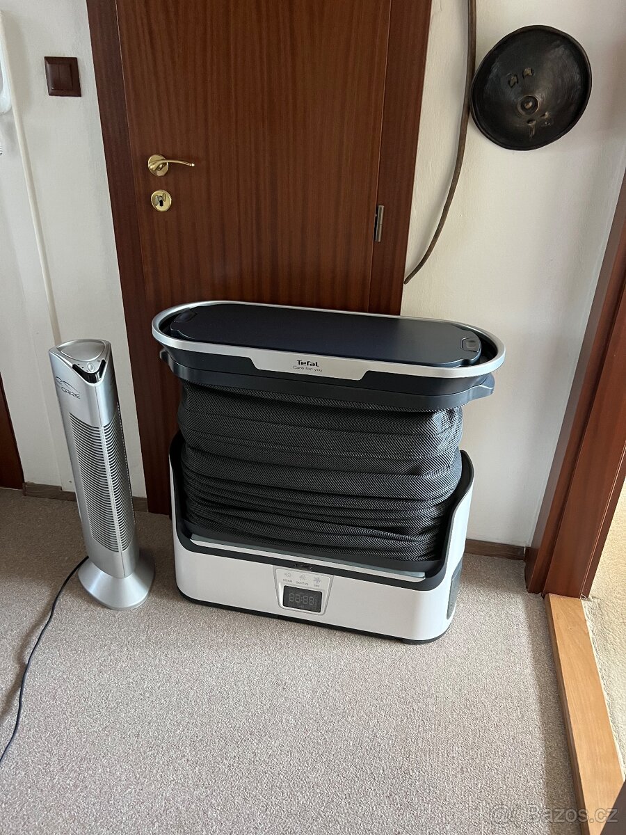 prodám parní napařovač oděvů Tefal