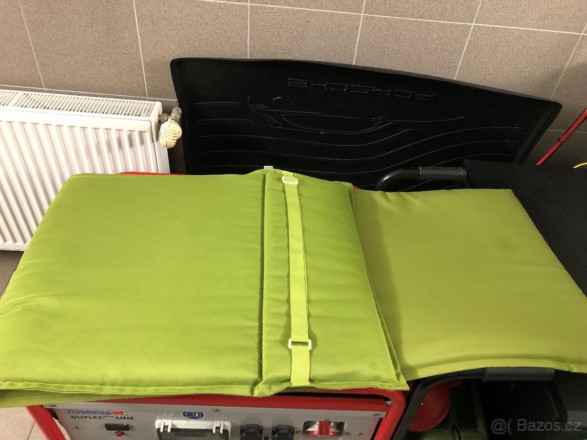 Polstry na lehátka a židle