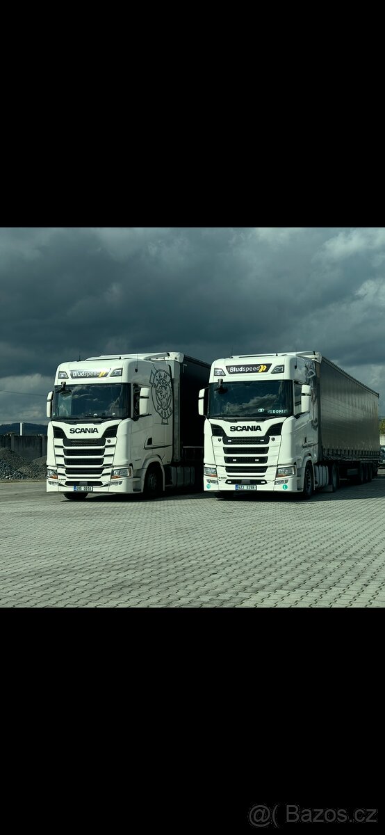 Řidič MKD SCANIA S 500 Lowdeck stabilní práce