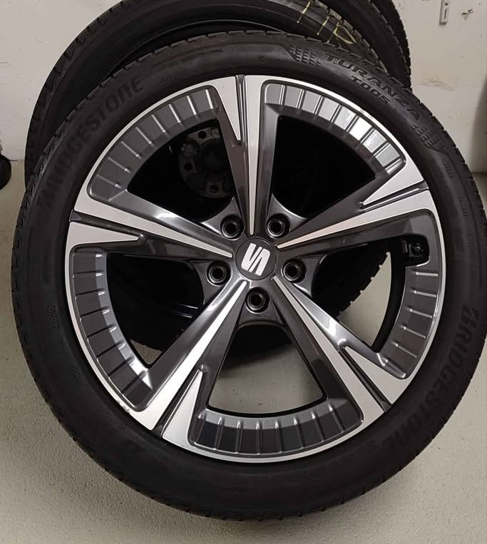 ALU KOLA 19" 5x112 245/40 94W Bridgeston Turanza - TOP STAV