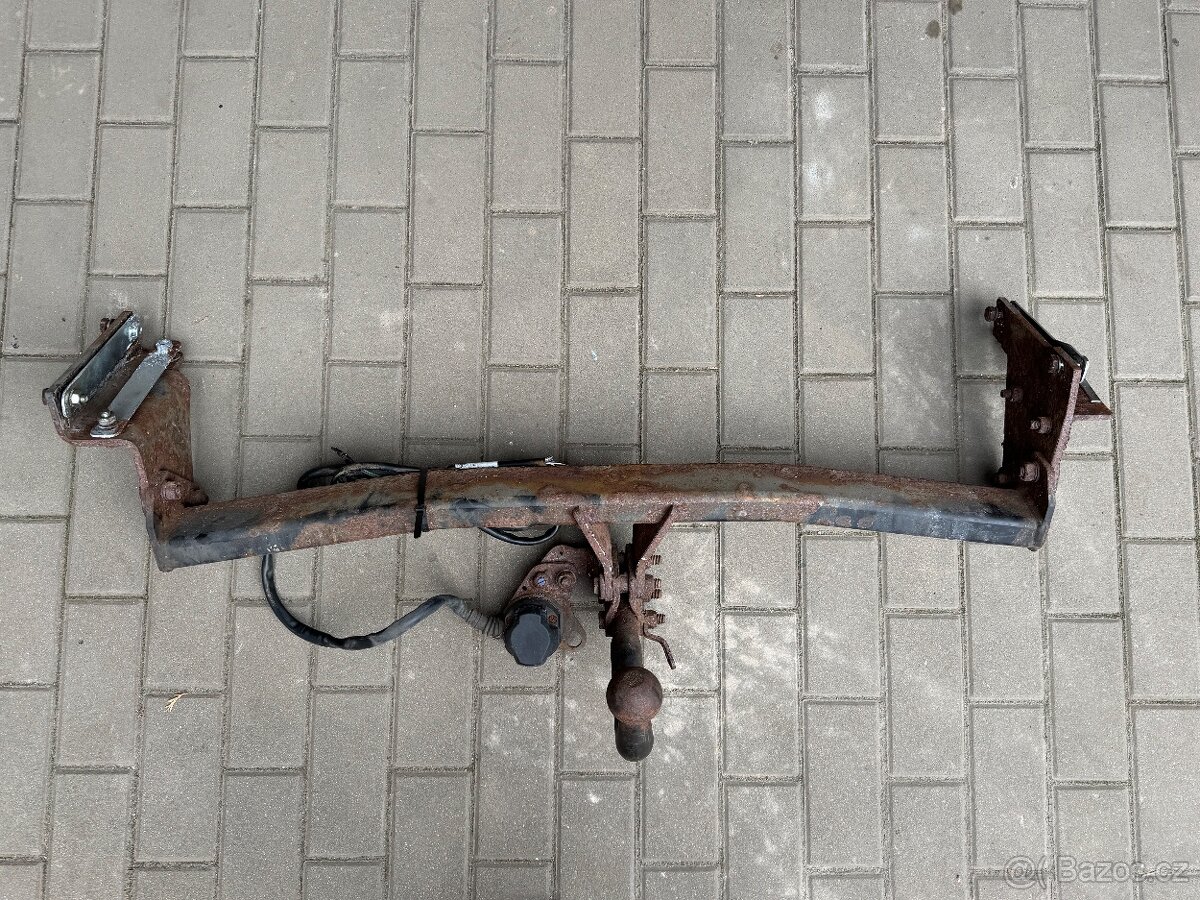 Tažné zařízení Nissan Qashqai J10