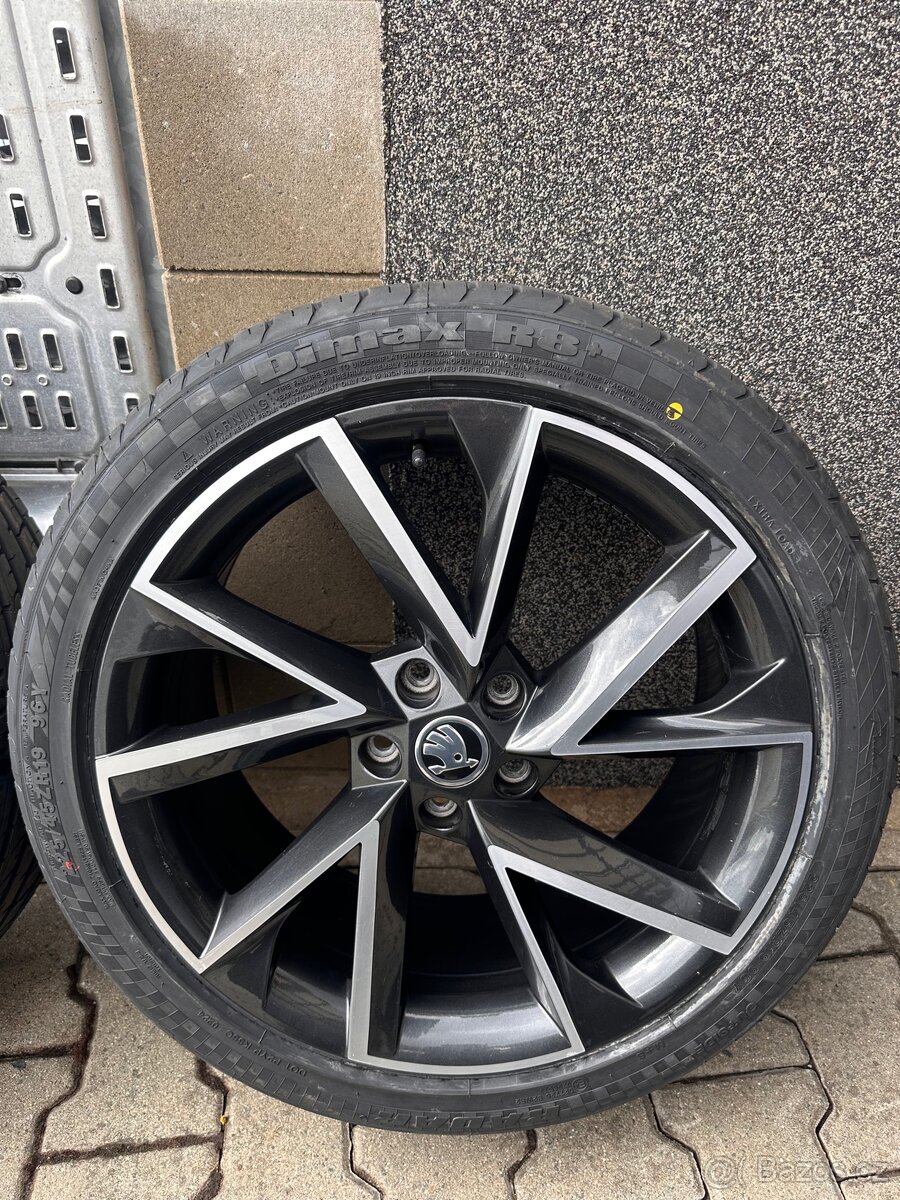 Prodám alu kola škoda vega 19