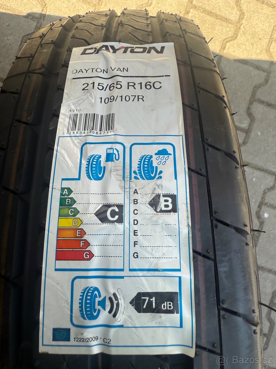 Letní pneu 215/65 R16C -2ks