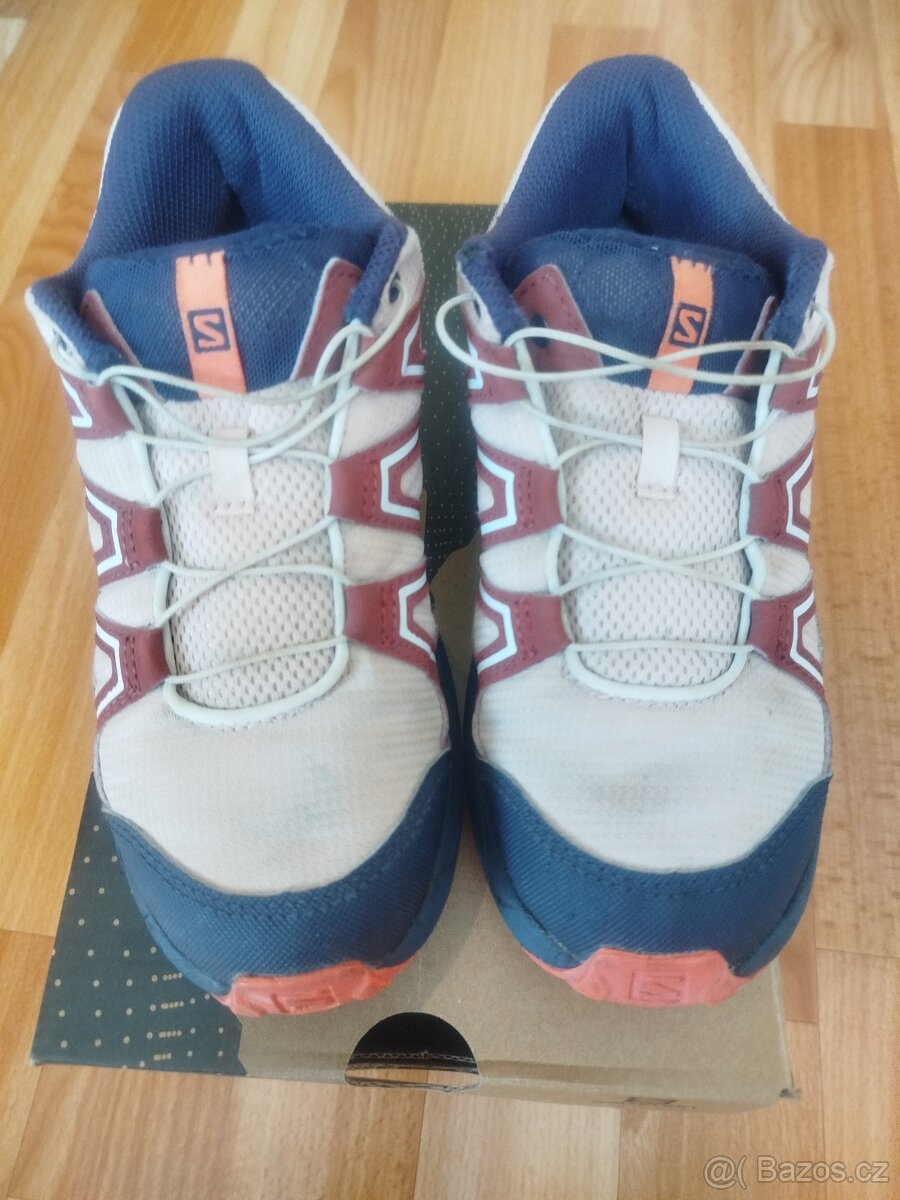 Sportovní boty Salomon vel. 35