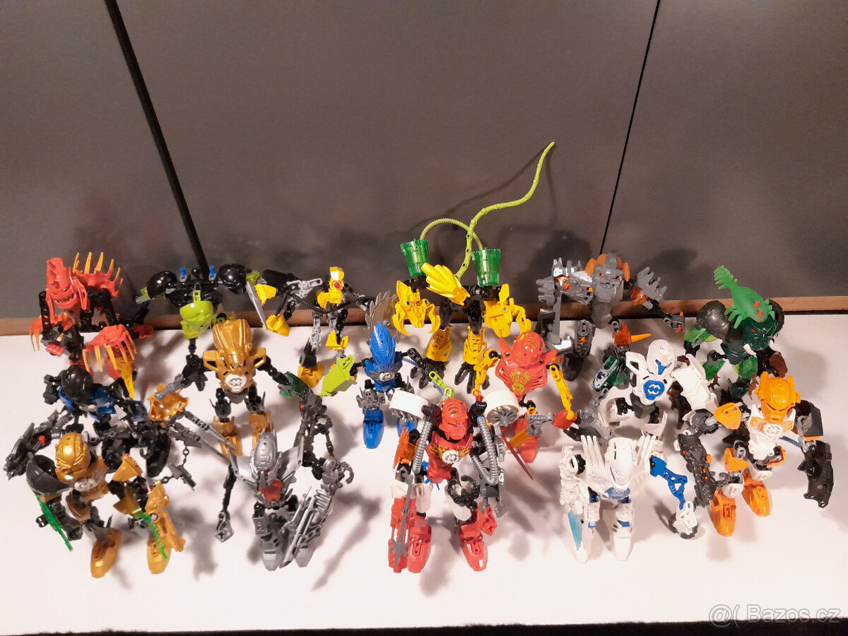 Lego Sada - 16x Hero Factory Furno, Rocka, Stringer, Ogrum +