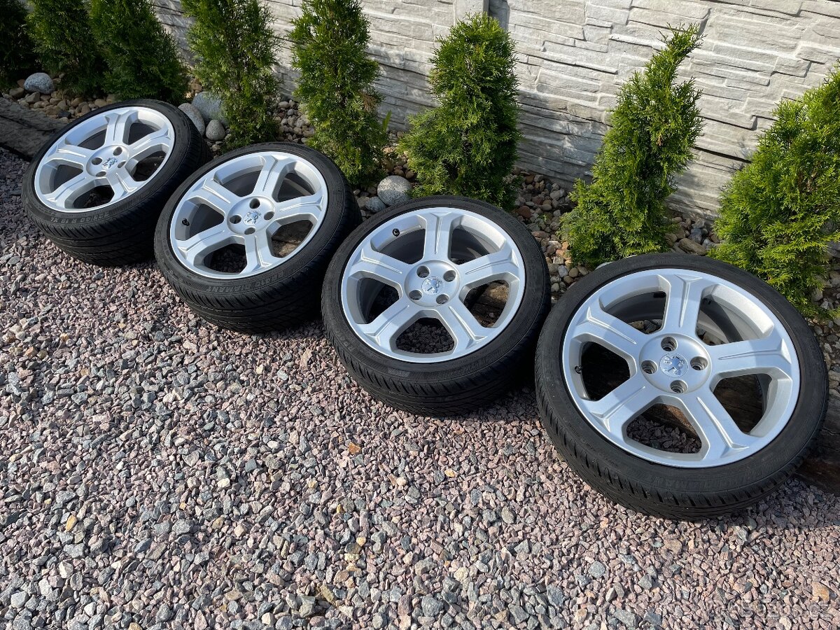 Originální sada disků Peugeot 4x108 R18