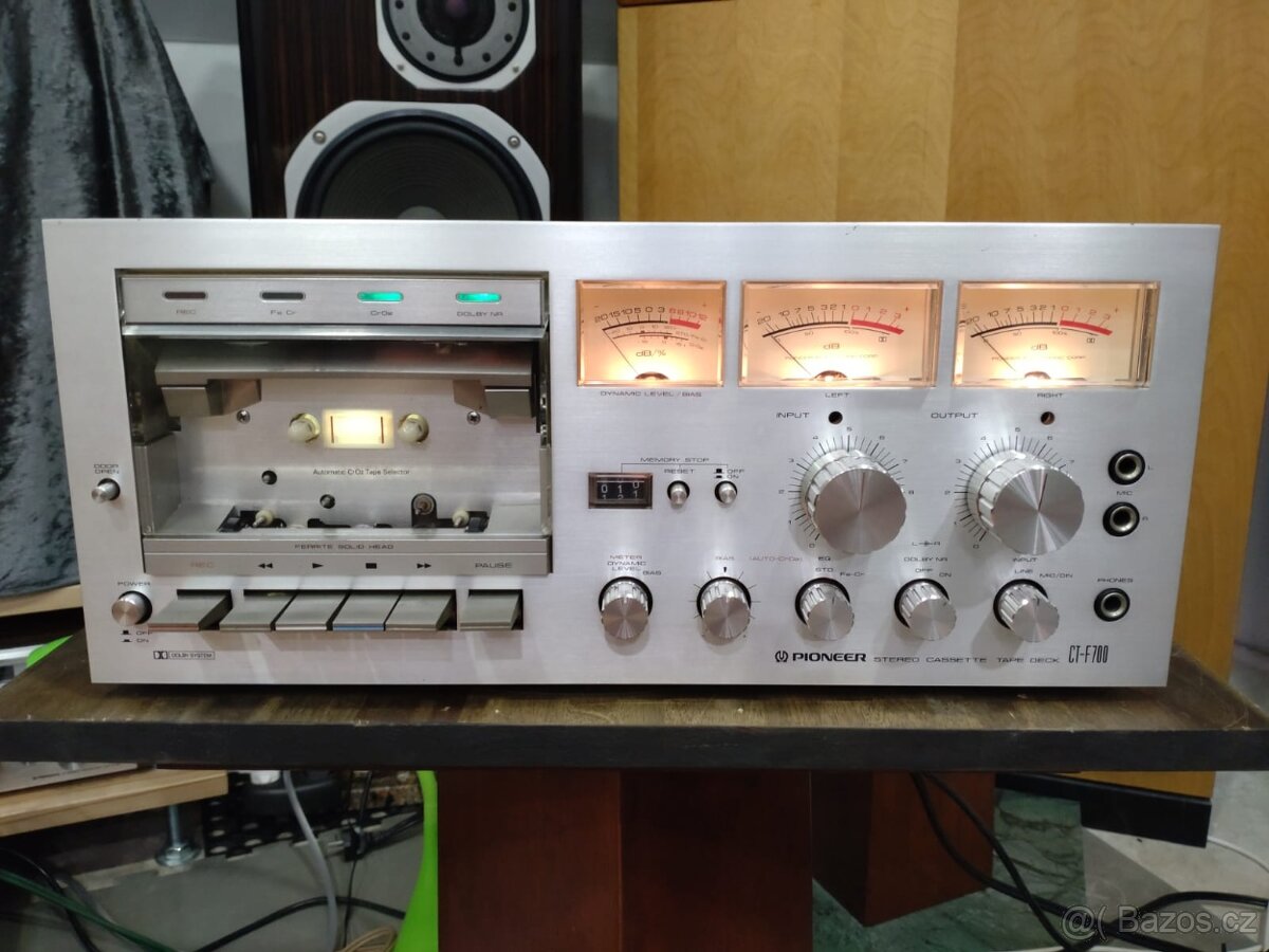 kazetový magnetofon Pioneer CT-F 700