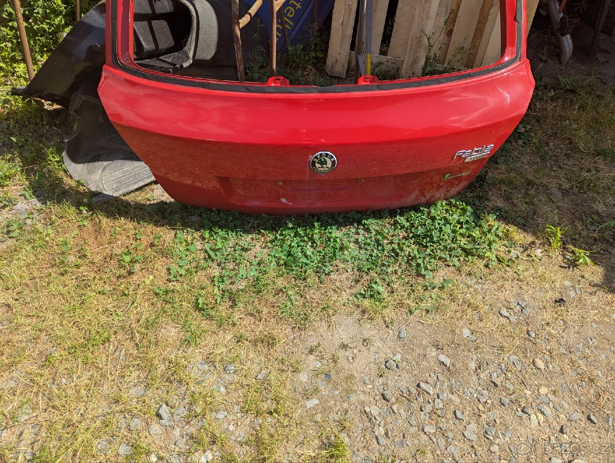 Zadní dveře ŠKODA FABIA 2
