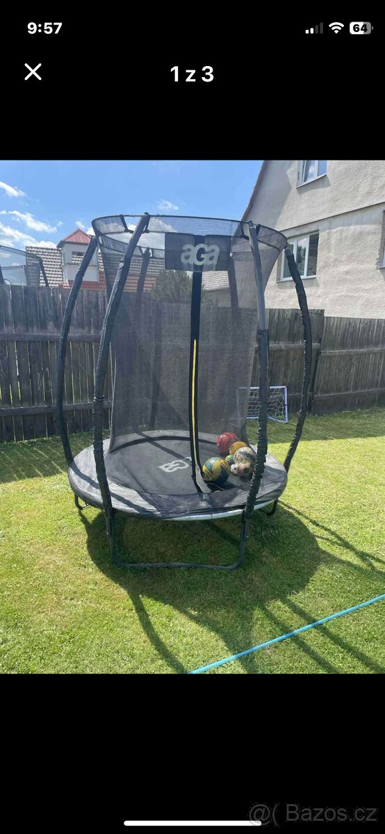 Trampolína