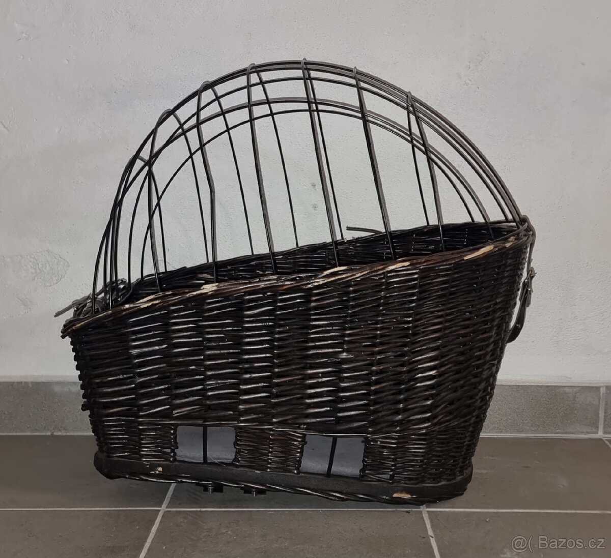 Trixie koš na jízdní kolo s mřížkou
d 55 x š 35 x v 49 cm