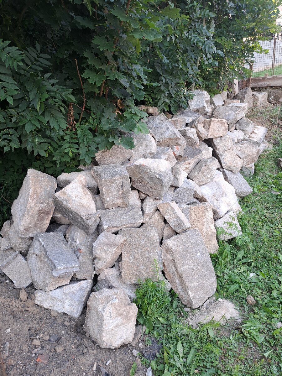 Stavební kamen