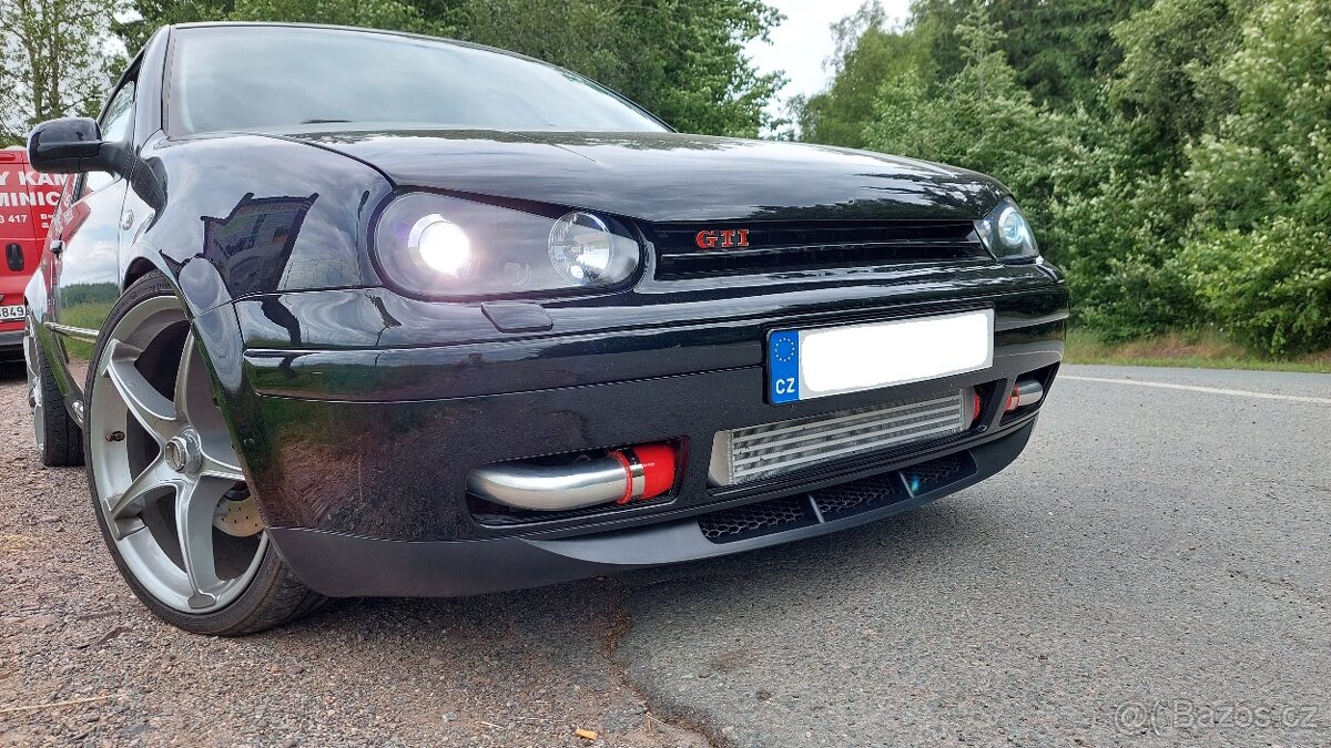 Světla look R32 G4
