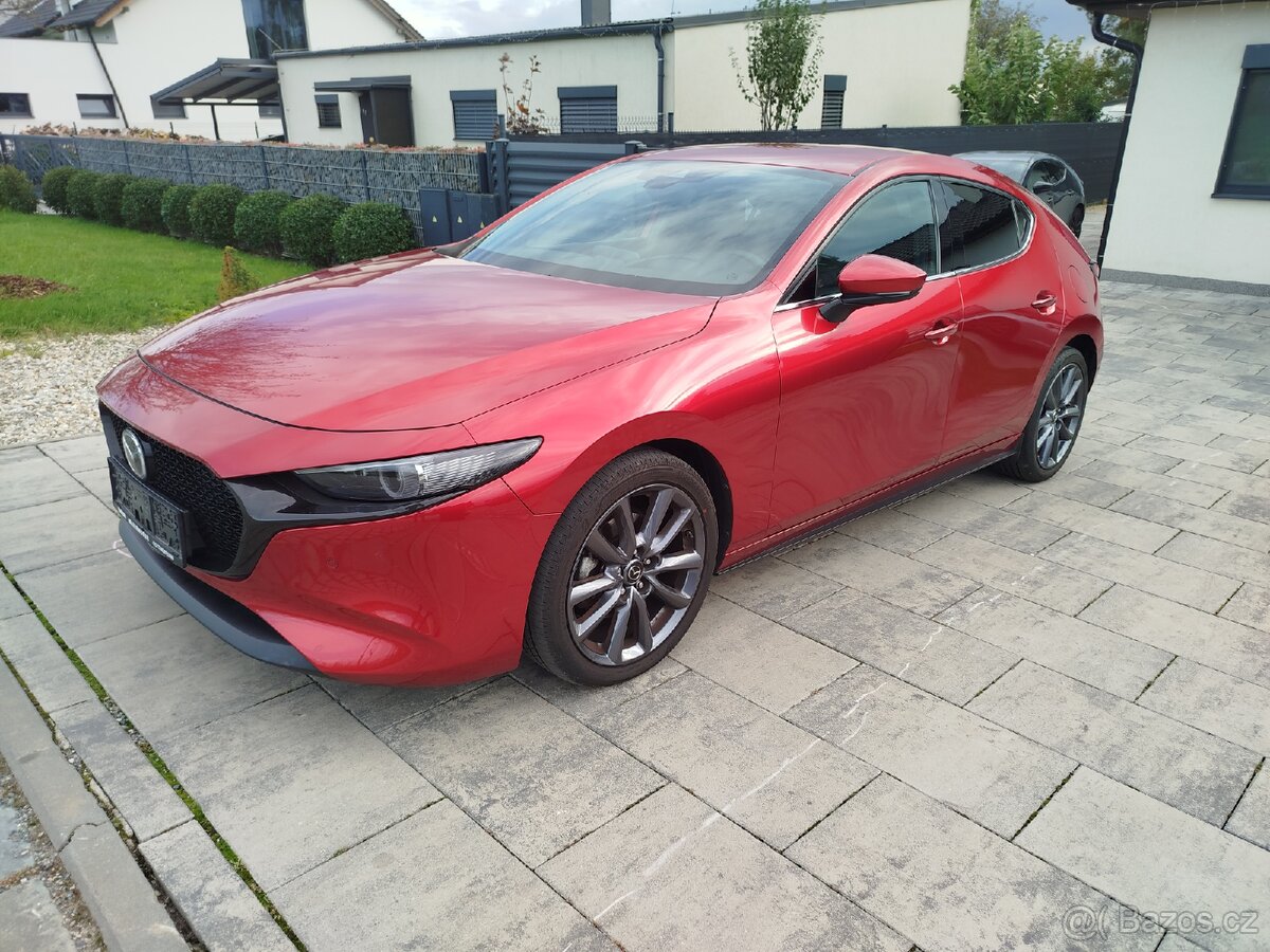 Mazda 3 Comfort+ 2,0 90 kw-Top stav, servis Mazda