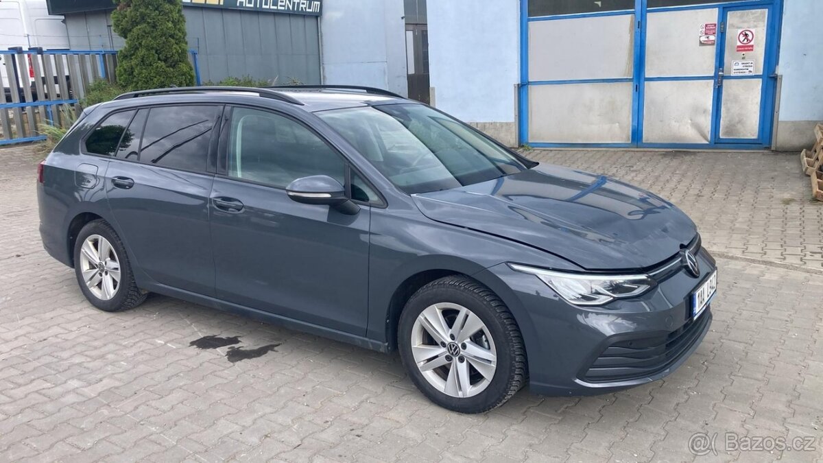 Volkswagen Golf VIII Variant Life eTSI