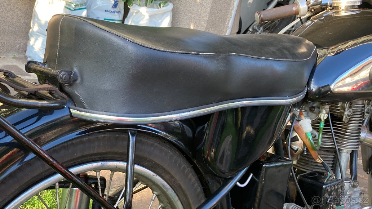 kaslík,schránka pod sedlo,veterán,dvousedlo