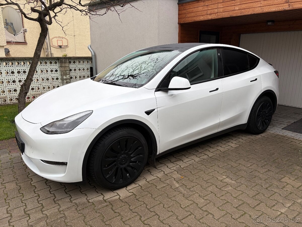 Tesla Model Y Long Range EAP
