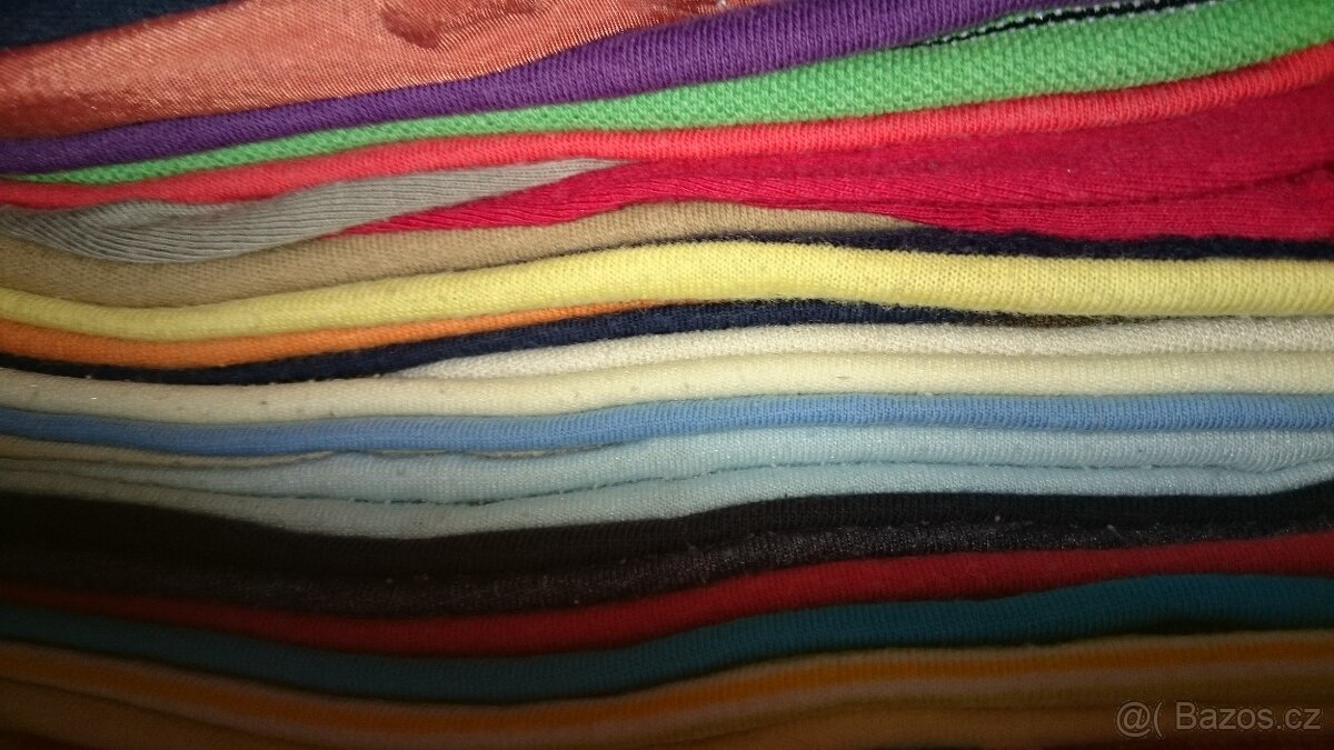 Prodám trička na dítě ve věku 3-7 let