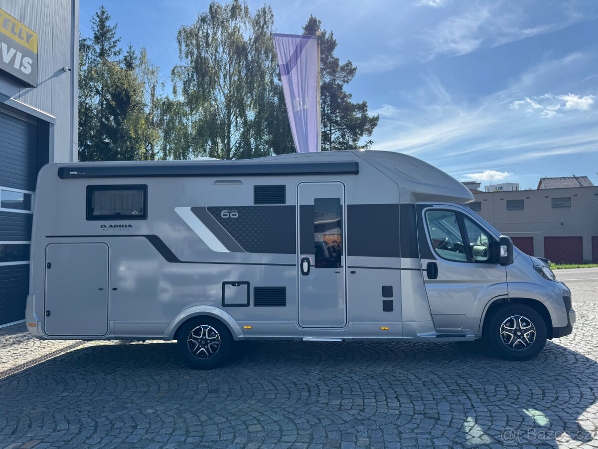 ADRIA MATRIX 670 SL, EDICE 60Y, LUXUS polointegra