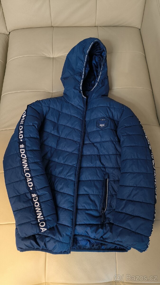Zimní / přechodová chlapecká bunda C&A vel. 128