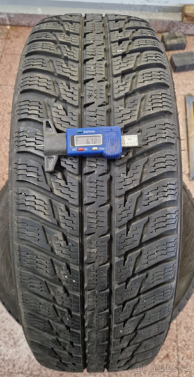 4x zimni pneu 215/65/17...103H...NOKIAN