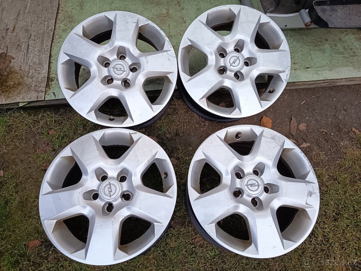 Prodám plechové disky Opel Zafira B