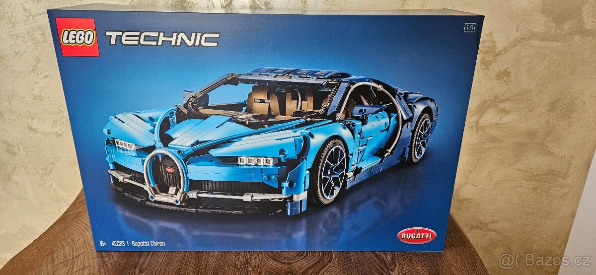 LEGO Technic Bugatti Chiron 42083
