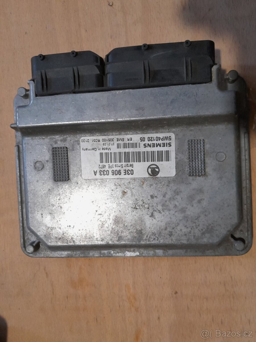 Řídící jednotka motoru