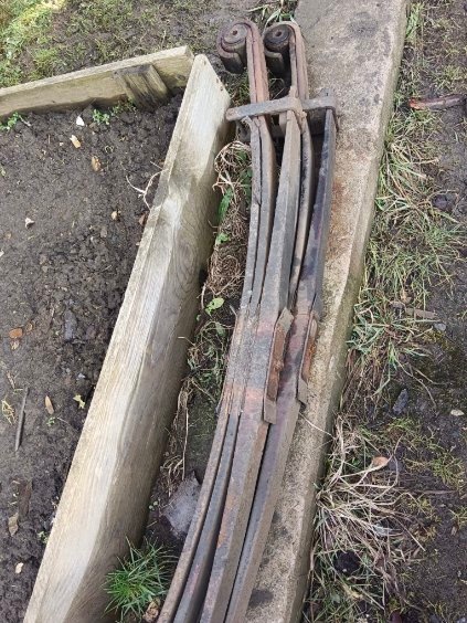 Listova pera IVECO CARGO